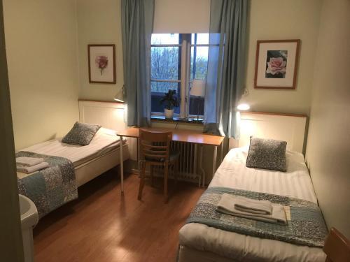 Hostal Hotell Paradis