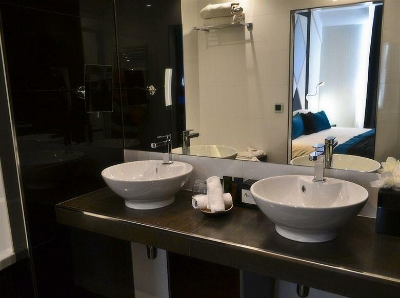 Hotel L'empire Paris