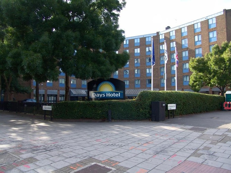 Hotel Days Waterloo