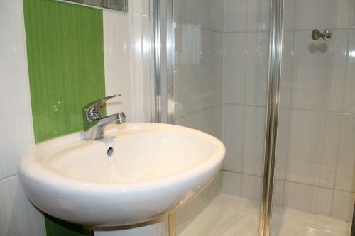 Clapham South Dudley Hotel