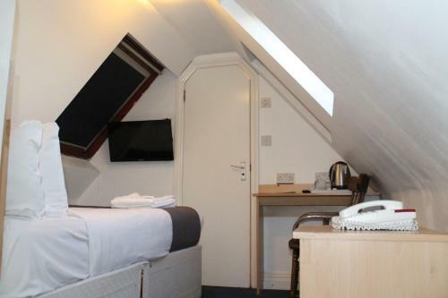 Clapham South Dudley Hotel