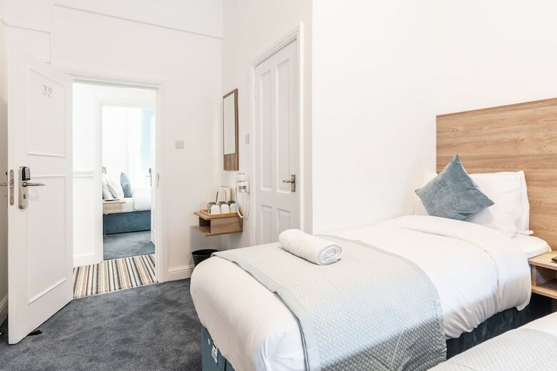 Griffin House Hotel