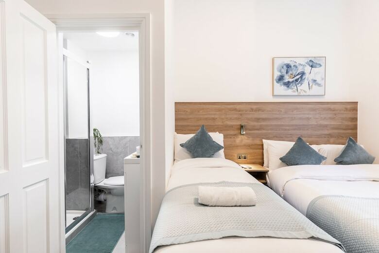 Griffin House Hotel