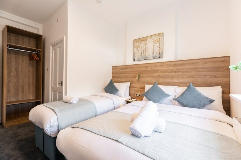 Griffin House Hotel