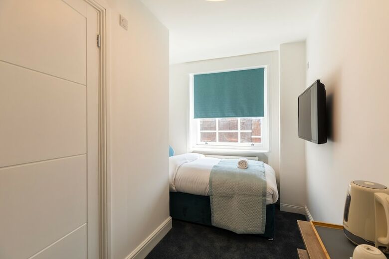 Griffin House Hotel