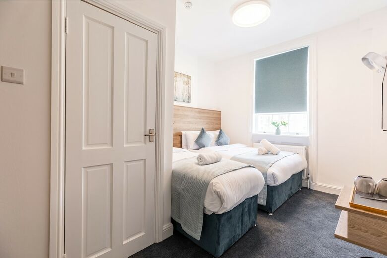 Griffin House Hotel