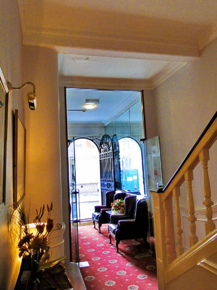 Hotel Hallam
