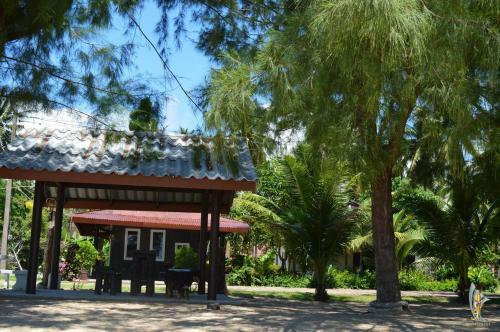 Hotel Sangjun On Beach Resort