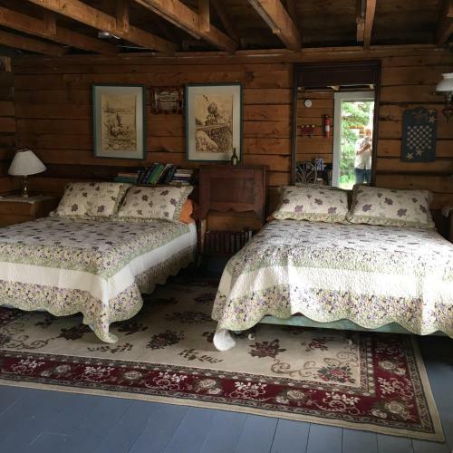 Hotel Six Mile River Resort
