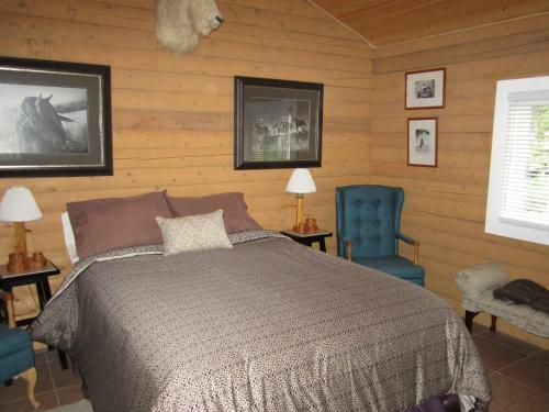 Hotel Six Mile River Resort