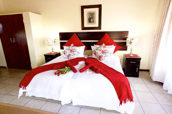 Tshukudu Game Lodge