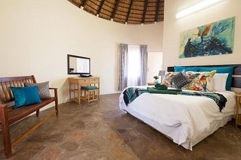 Tshukudu Game Lodge