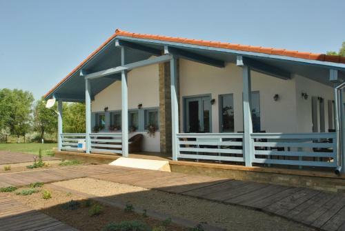 Hostal Pensiunea Lotus