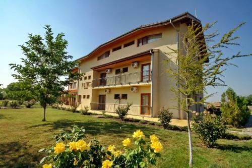 Hostal Pensiunea Lotus