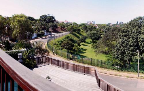 Lembali Lodge Bed & Breakfast