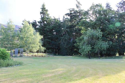 Castle Hill Lodge Bed And Breakfast