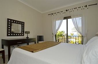 Aparthotel Grand Laguna Beach