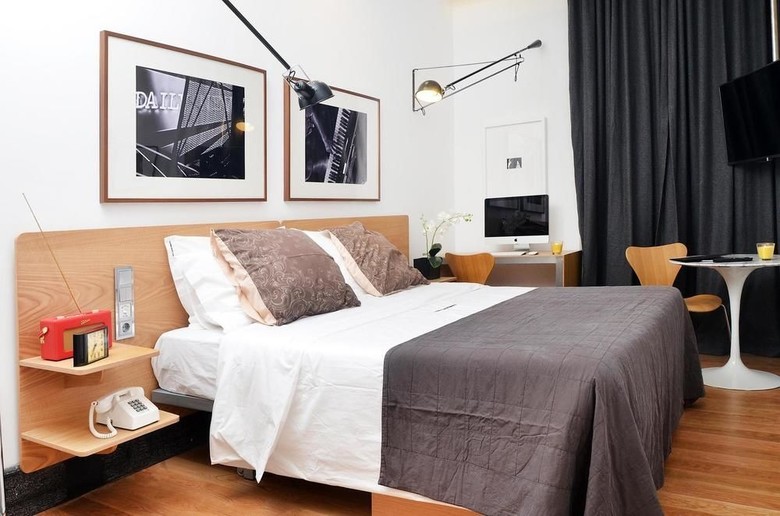 Browns Boutique Hotel & Apartments