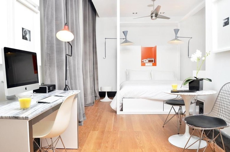 Browns Boutique Hotel & Apartments