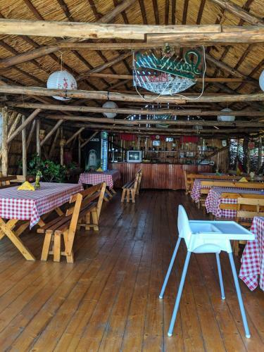 Camping Robinson Country Club Oradea