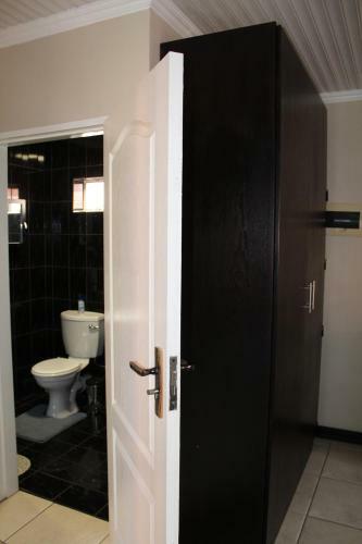 Bed & Breakfast El Gran Chaparral Guest House