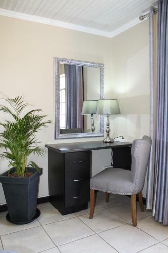 Bed & Breakfast El Gran Chaparral Guest House