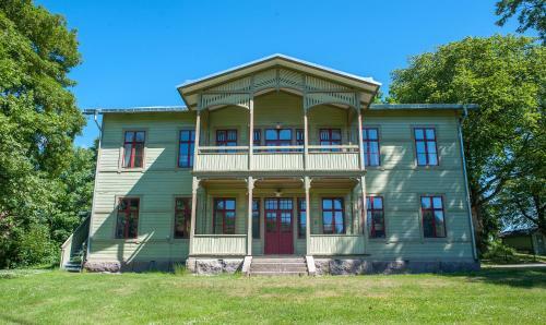Albergue Ronneby Brunnspark Vandrarhem Och B&B