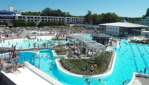 Albergue Ronneby Brunnspark Vandrarhem Och B&B