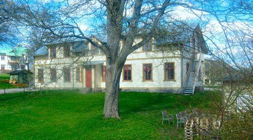 Albergue Ronneby Brunnspark Vandrarhem Och B&B