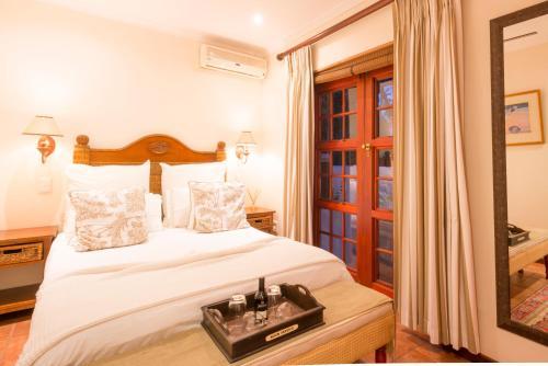 Bed & Breakfast Five Burnham Guest House