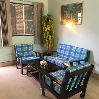 Hotel Phumthadarommanee Resort