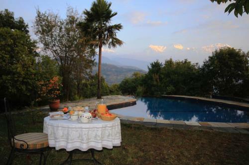 Hotel Tiger Mountain Pokhara Lodge