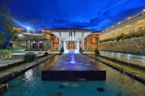 Hotel Centauria Lake Resort