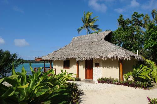 Hotel Erakor Island Resort & Spa