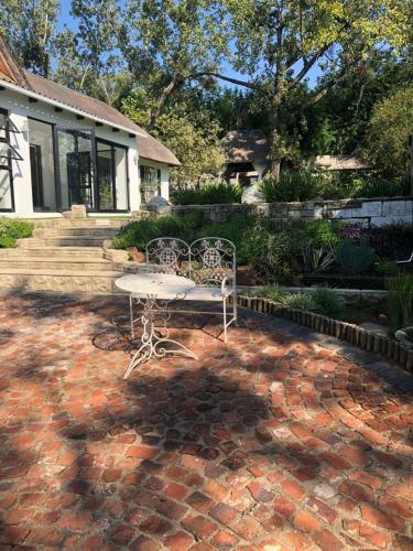 Bed & Breakfast Muco Guest House