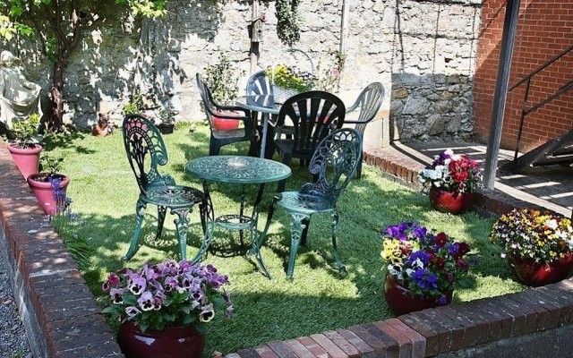 Hotel Abrae Court Guest House