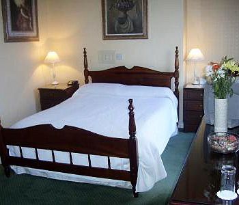 Hotel Abrae Court Guest House
