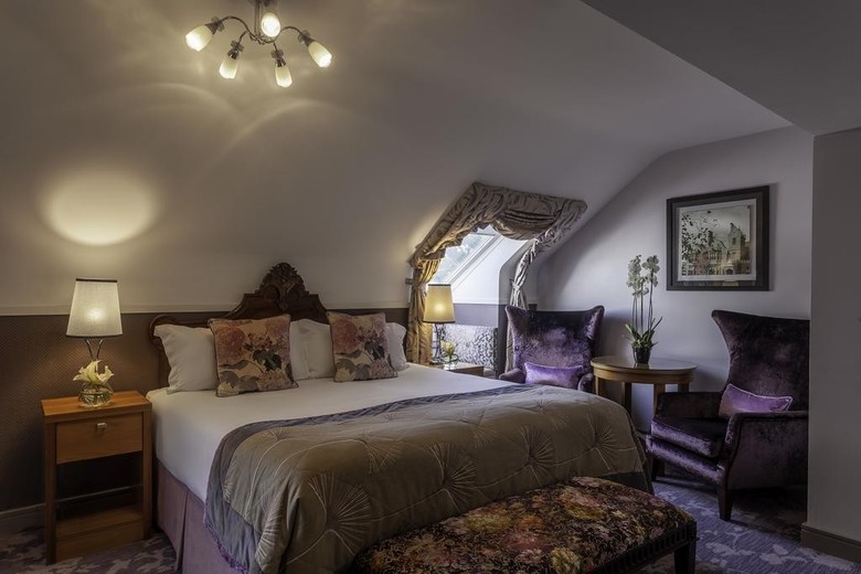 Hotel Clontarf Castle