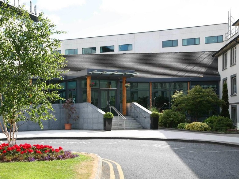 Hotel Green Isle Conference & Leisure