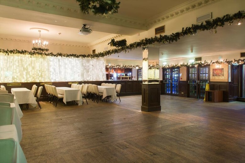Hotel Russell Court