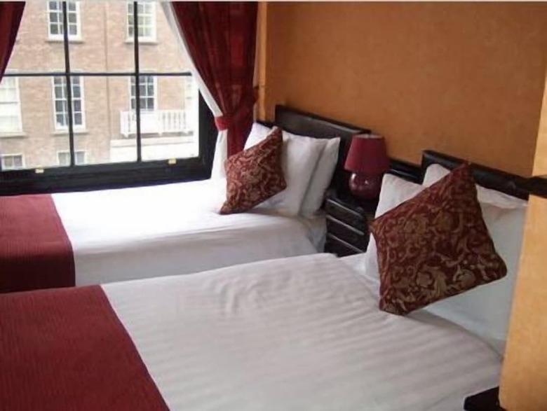 Hotel Russell Court