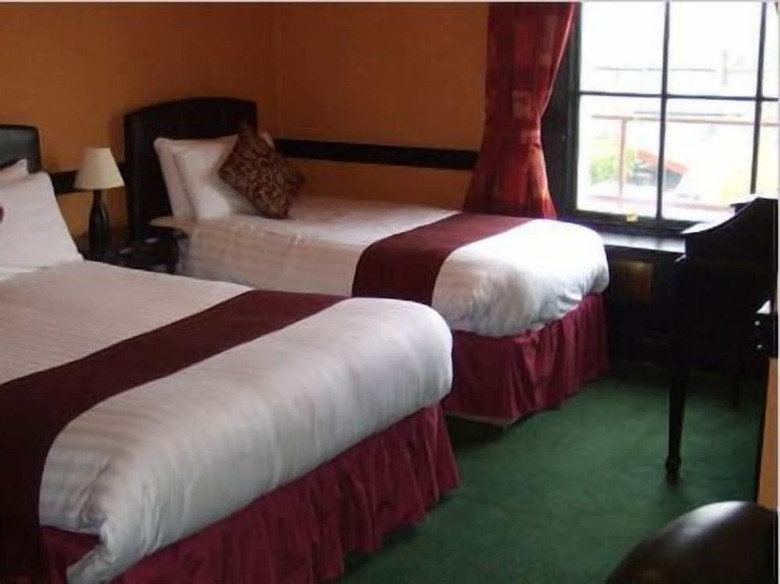 Hotel Russell Court