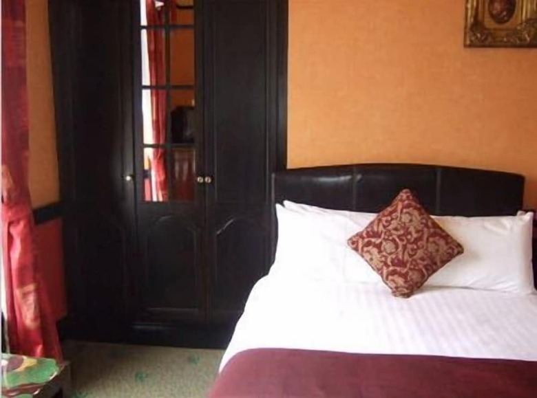 Hotel Russell Court
