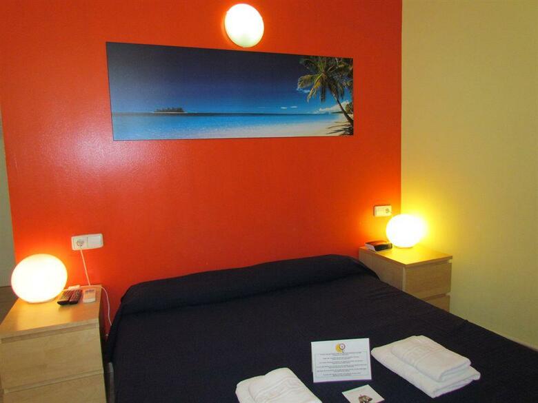 Hostal Barcelona City North