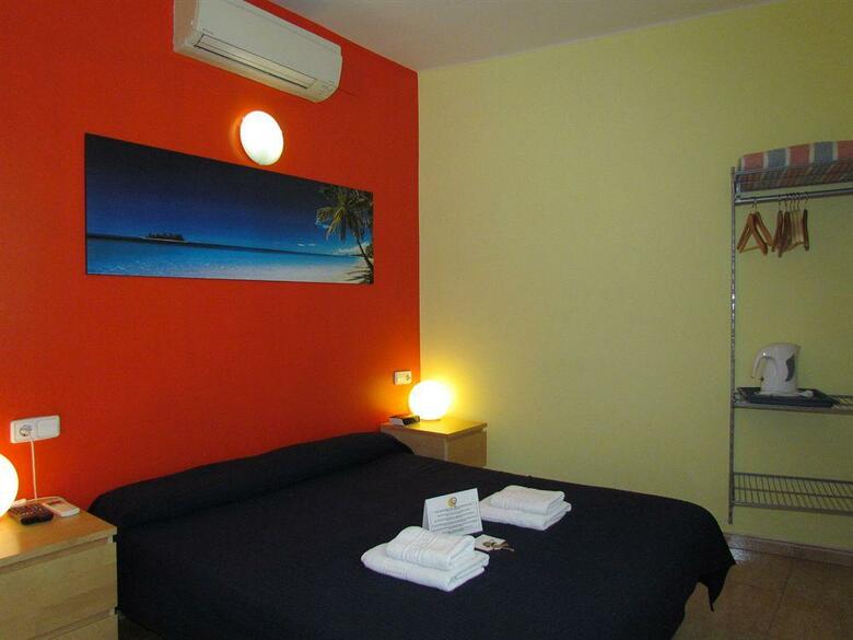 Hostal Barcelona City North