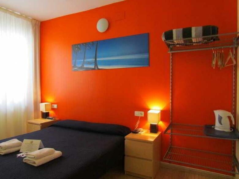 Hostal Barcelona City North