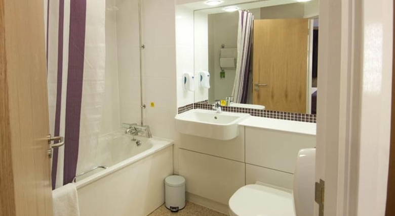 Hotel Premier Inn London Putney Bridge
