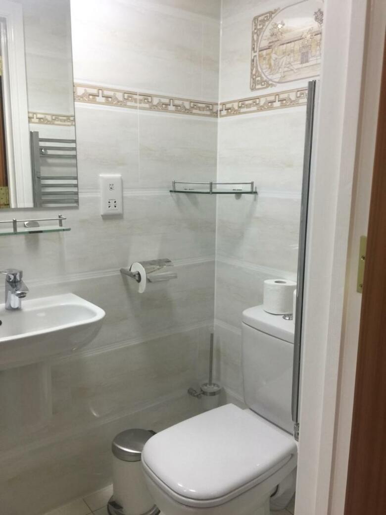 Hotel White House