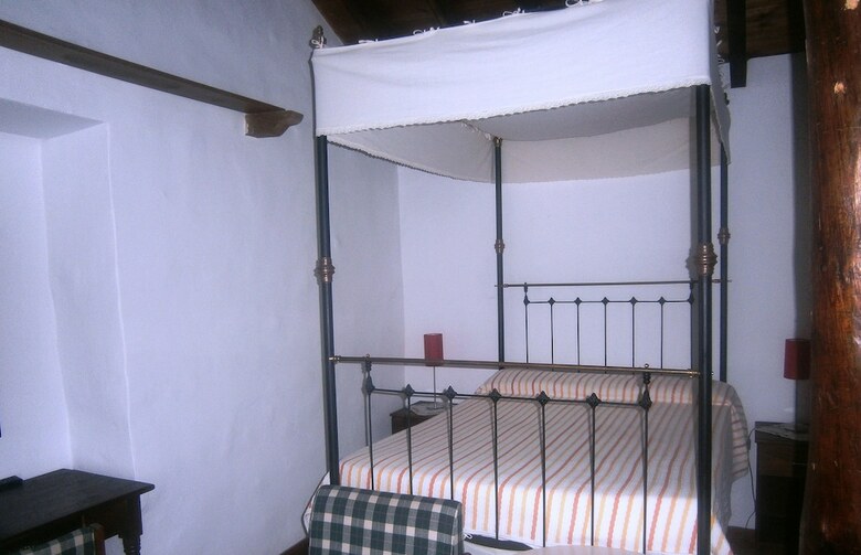 Hostal Ambelikos Traditional Agrohotel