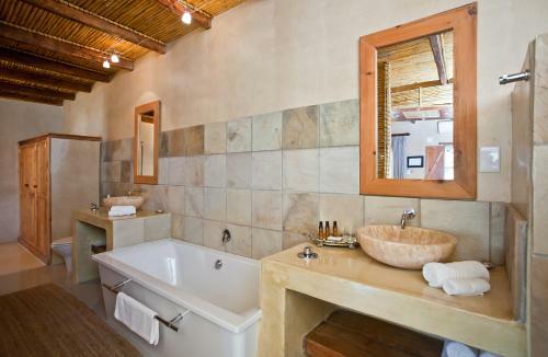 Hostal Surval Boutique Olive Estate